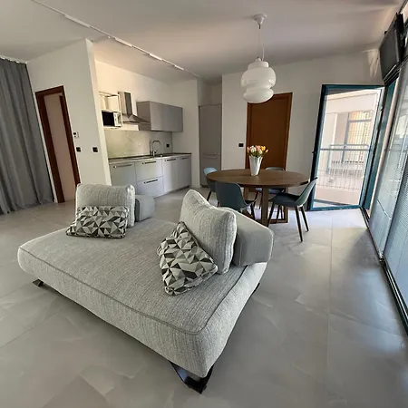 Your Appartement *